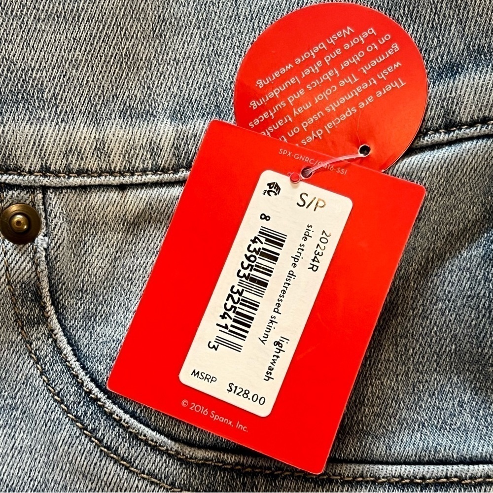 NWT SPANX Side Stripe Jeans in lightwash S Stretchy High Waist - Picture 4 of 14